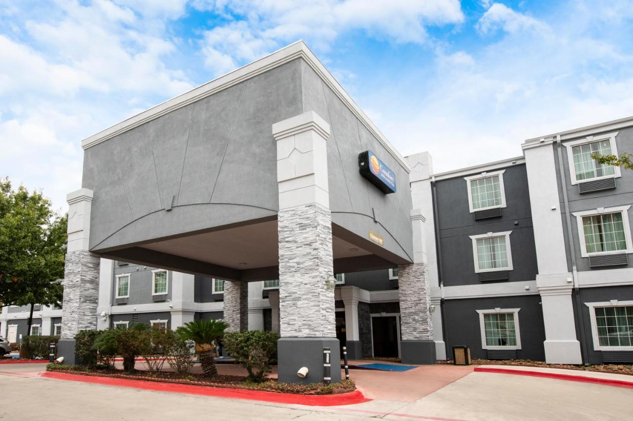 Comfort Inn & Suites Near Medical Center San Antonio Exterior photo